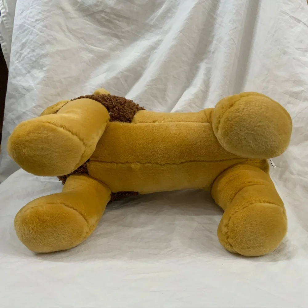 Gund Old Salem Winchester Lion Plush 12